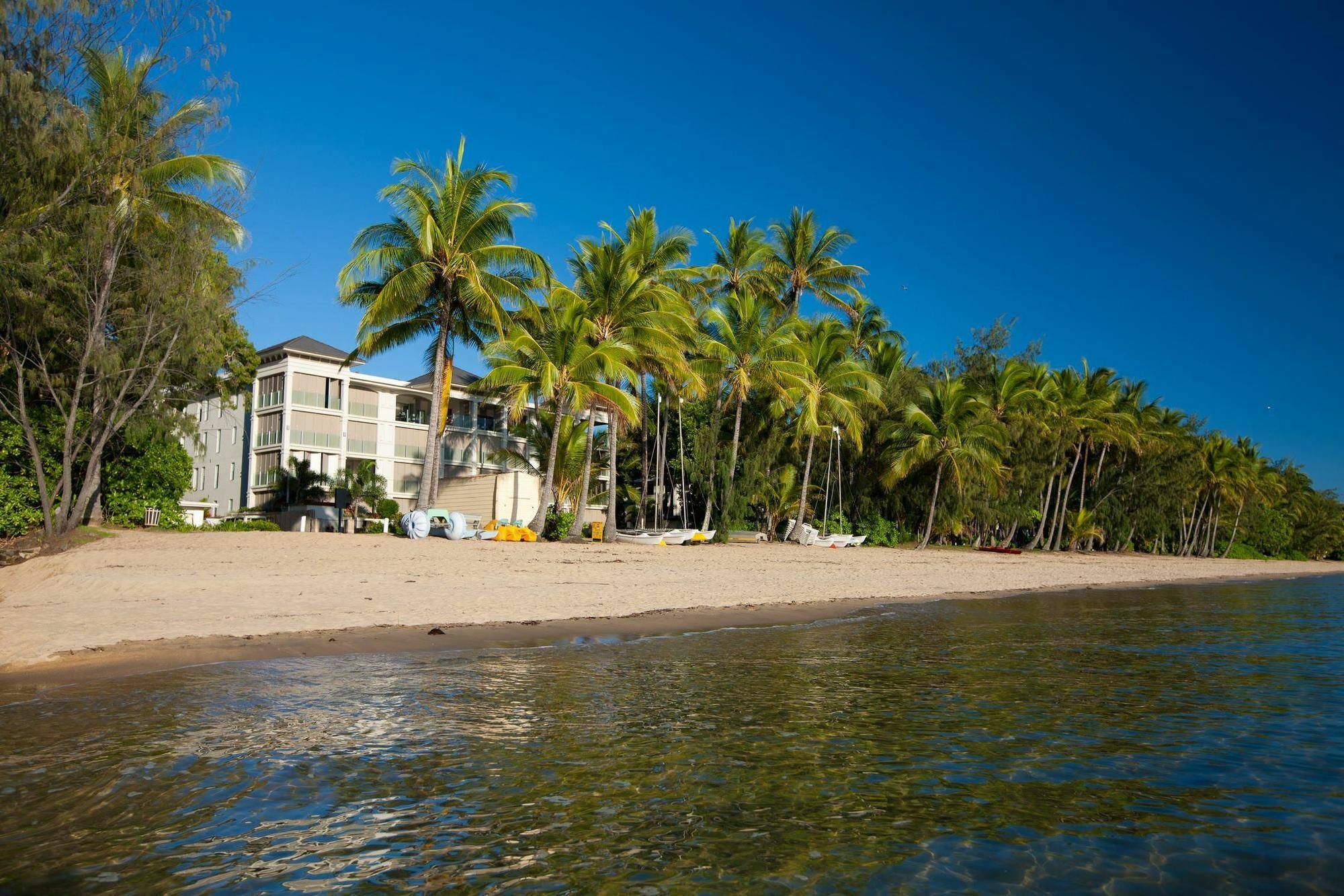 Island Views Beachfront Apartments Palm Cove Exteriér fotografie